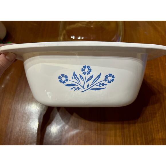 Corningware Blue Cornflower Dutch Oven 4 Quart P-34-B Retro Kitchen 1960's-70's - Picture 6 of 6